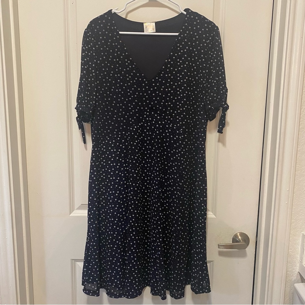 Siren Lily navy and White Midi Dress